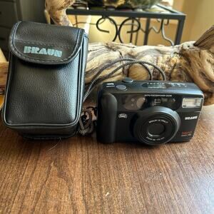 Braun trend zoom 110 film camera with case